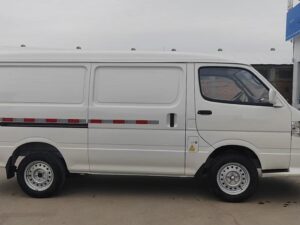 Dongfeng 3 Ton Eletric Dry Van Truck