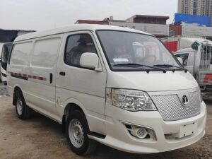 Dongfeng 3 Ton Eletric Dry Van Truck