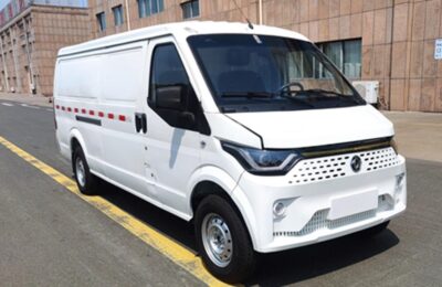 Dongfeng 3.5 Ton Eletric Dry Van Truck