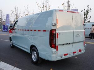 Dongfeng 3Ton Eletric Dry Van Truck