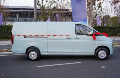 Dongfeng 3Ton Eletric Dry Van Truck