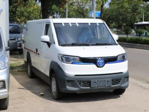 Суратҳо 2.8 Ton Eletric Dry Van Truck