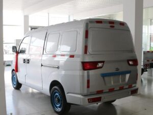 Qirui 2.6 Ton Eletric Dry Van Truck