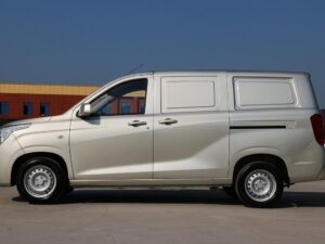 Ruichi 2.5 Ton Eletric Dry Van Truck