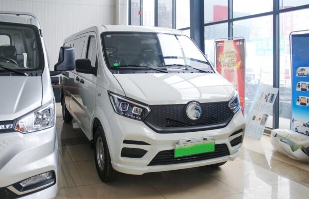 Yu Chai 3.1 Ton Eletric Dry Van Truck