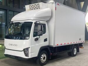 Qiwei 4.5 Tonelada nga Eletric Refrigerated Truck